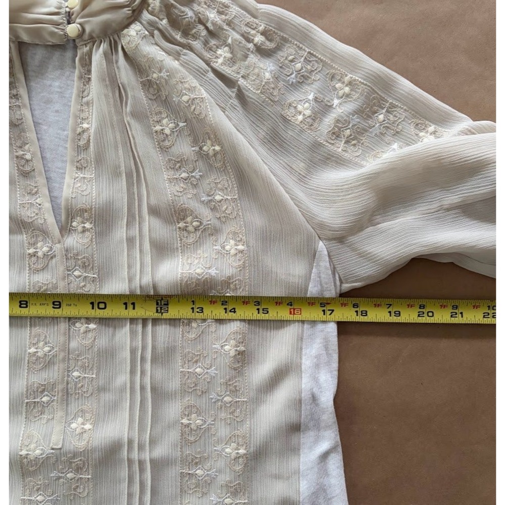 TINY Anthropologie Maud Victorian Cutout Top Embroidered Women's Small Romantic - Picture 11 of 12